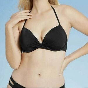 Shade & Shore Twist Front Bikini Top